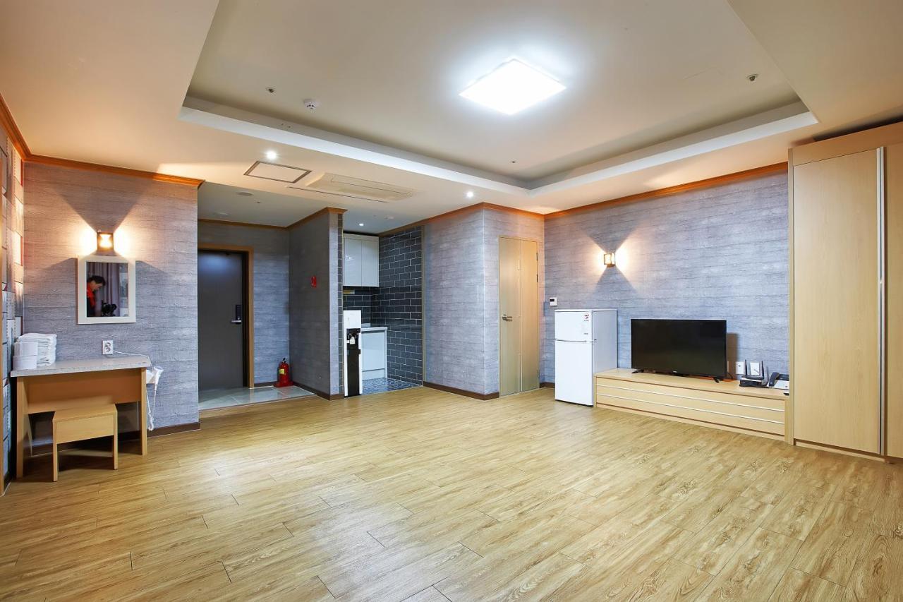 Dome Hotel Кодже Экстерьер фото